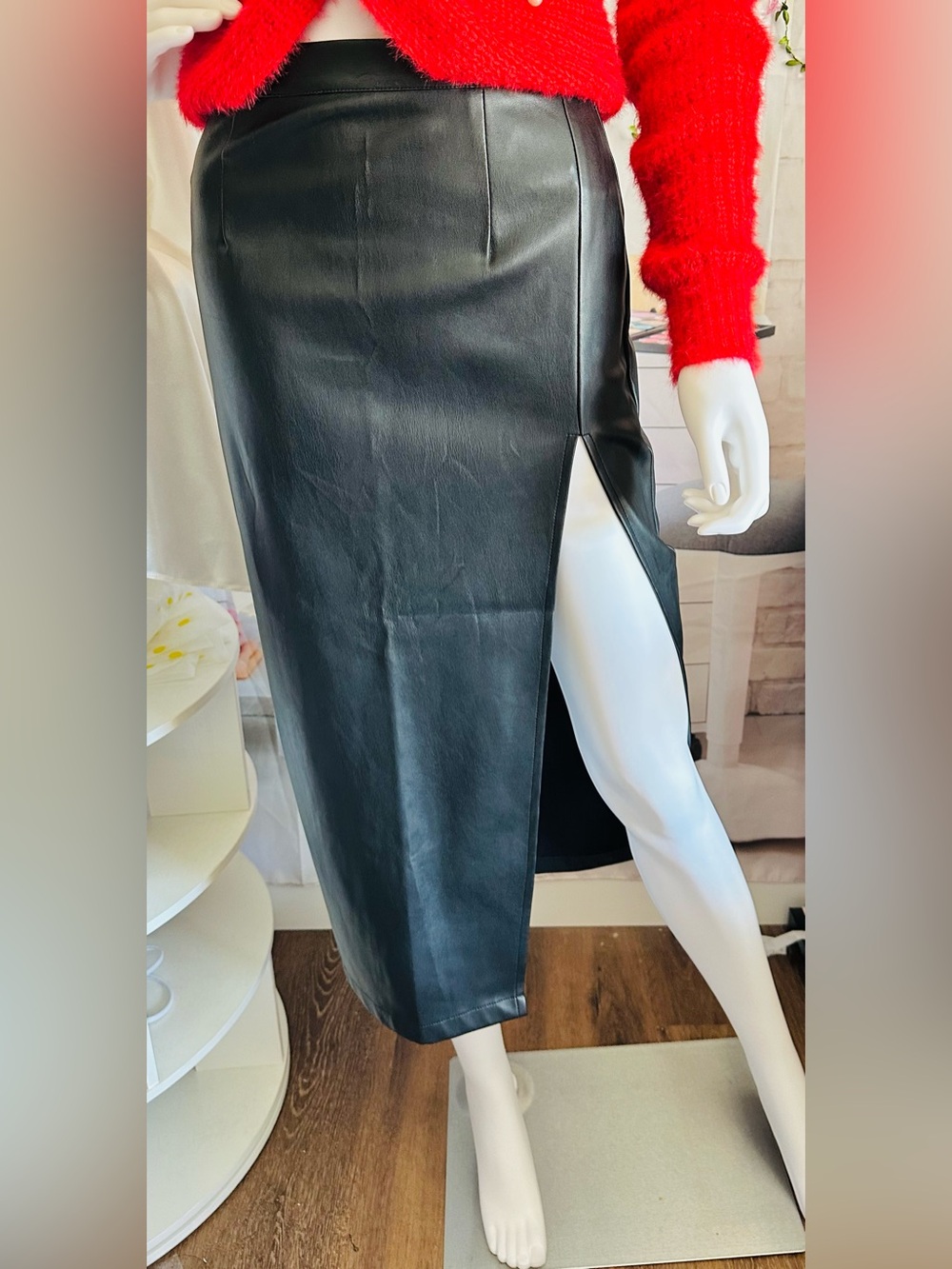 Forever 21 Black Faux Leather Maxi Skirt with High Side Slit - Picture 3 of 6